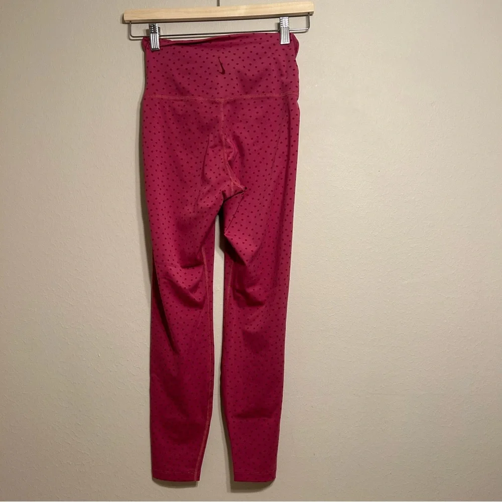 Nike 7/8 Yoga Twist Legging‎ Pink Berry Size S